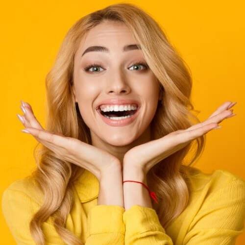 صورة احترافية لفريق عمليات التوصيل والخدمة الميدانية