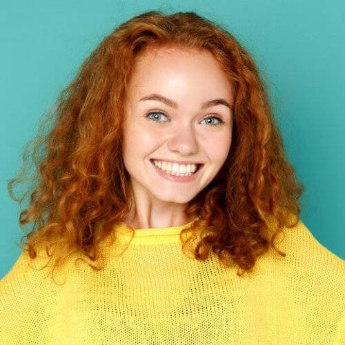 لقطة لفريق دعم العملاء في البرق السريع أثناء العمل